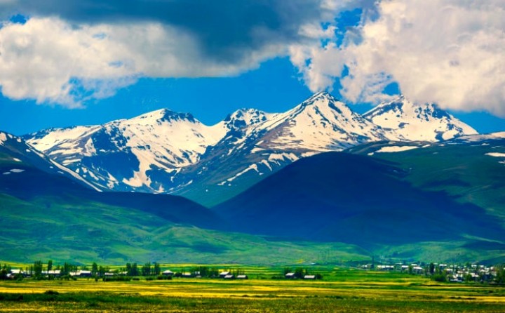 ALPHABET ALLEY, ARAGATS…